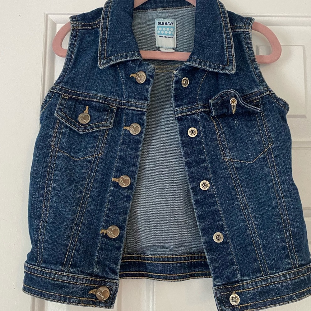 Old Navy Sleeveless Jean Jacket